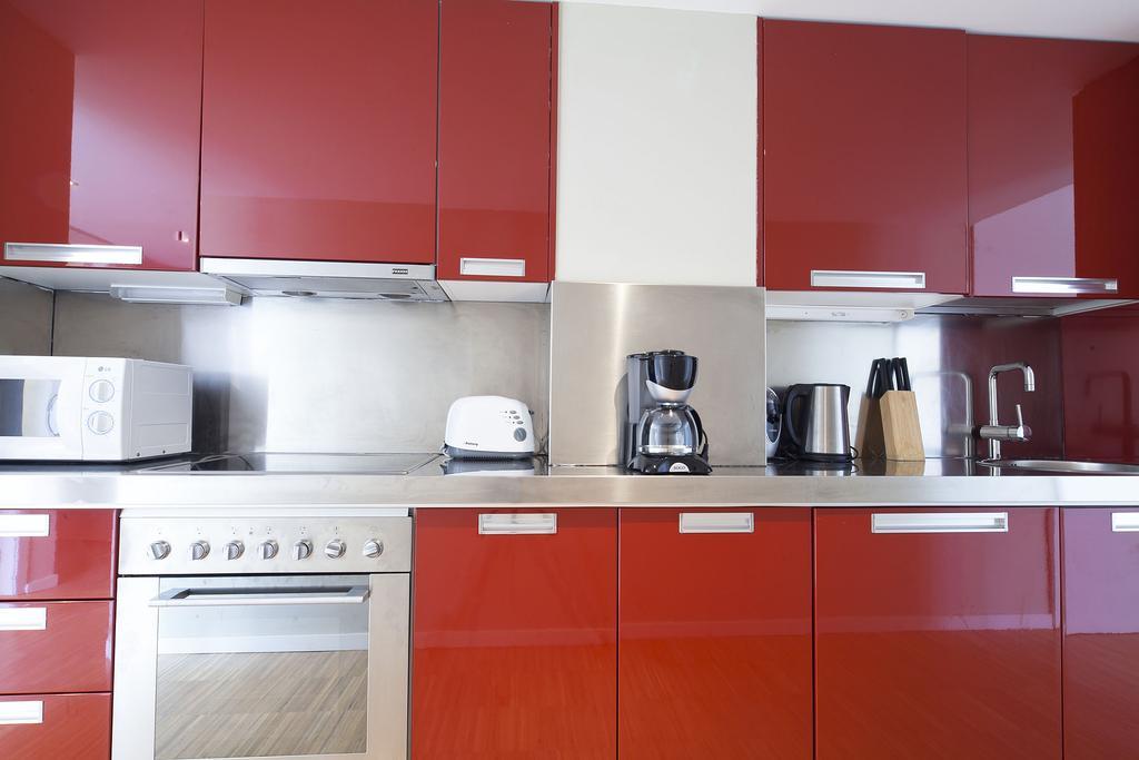 Blue Apartments บาร์เซโลนา ภายนอก รูปภาพ